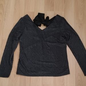 Sparkle V-Neck Long Sleeve Top - Black